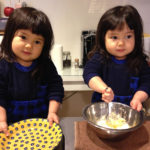 双子と初めてのお菓子作り。2歳8ヶ月の双子育児